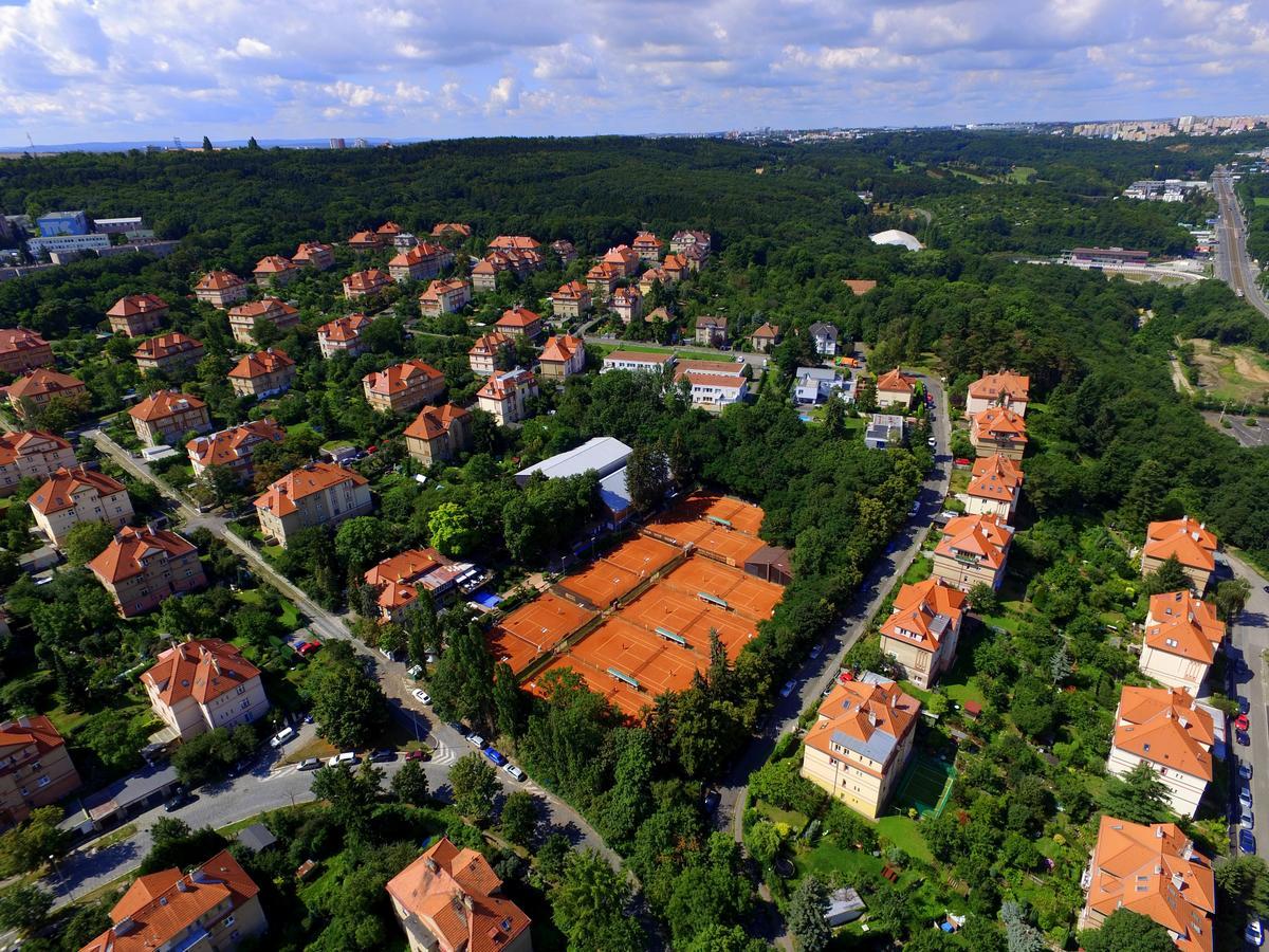 Sport Pension Cibulka Praha Bagian luar foto